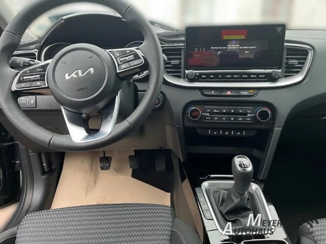 Kia Ceed / cee'd