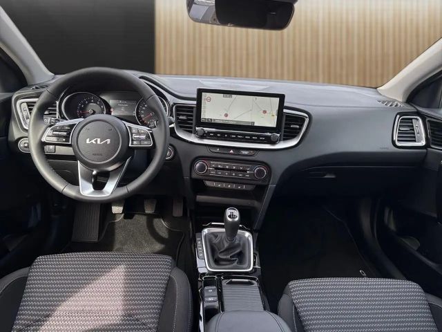 Kia Ceed / cee'd