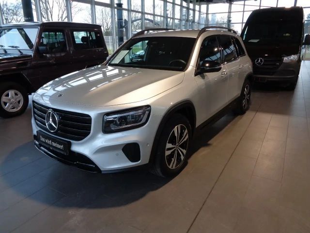 Mercedes-Benz GLB 200 d,NAVI,LED,AHK,KAMERA,NIGHT,NP:56.989,- 2024 Diesel