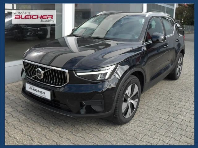 Volvo XC40 T4 Essential | AHK | Navi | PDC | SH 2022 Hybride / Benzine