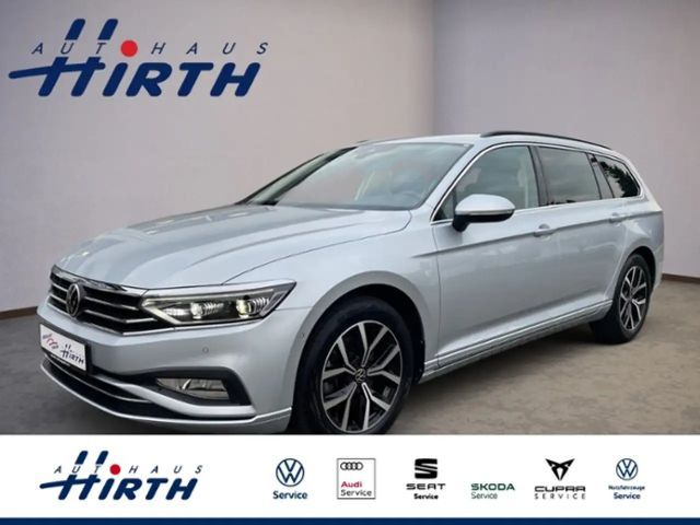 Volkswagen Passat Variant Business 2.0 TDI SCR DSG AHZV+LED+NAV 2023 Diesel
