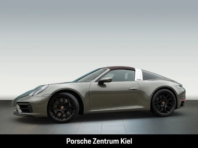 Porsche 992 2022 Benzine