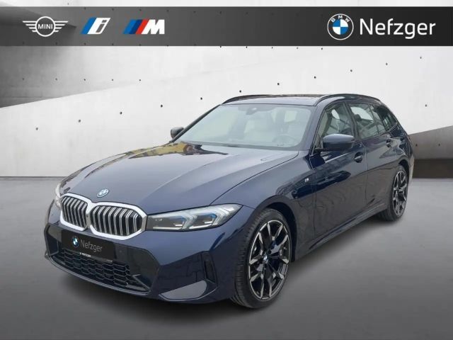 BMW 330 e xDrive Touring M Sport HUD Pano HiFi AHK 2024 Hybride / Benzine