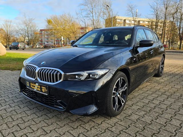 BMW 330 i xDrive M Sport ACC ALARM NAVI LED e.Heckkl.Kamer 2024 Benzine