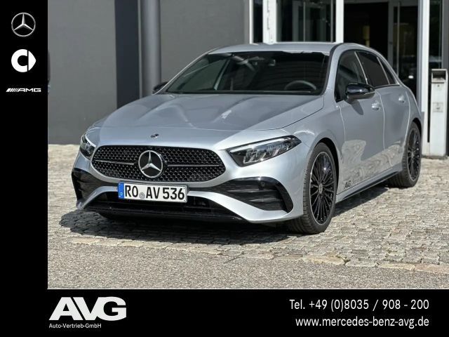 Mercedes-Benz A 200 A 200 AMG Special LED AHK Stndhzg HuD RF Night 2025 Benzine