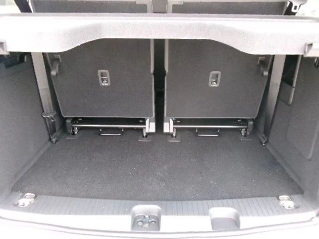 Ford Grand Tourneo