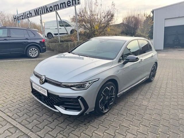 Volkswagen Golf 1.5 TSI R-Line *Winterräder*Rückfahrkamera* 2025 Benzine