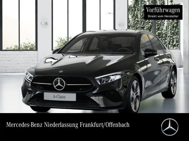 Mercedes-Benz A 180 Lim PROGRESSIVE+NIGHT+AHK+LED+STHZG+KAMERA 2025 Benzine