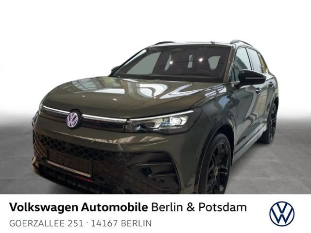 Volkswagen Tiguan 1,5 l eHybrid DSG R-Line Verfügb. 06/2026 2025 Hybride / Benzine
