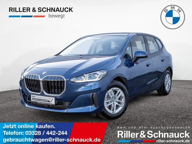 BMW 216 2024 Benzine