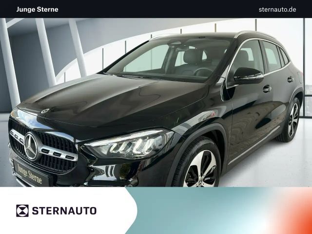 Mercedes-Benz GLA 180 2025 Benzine