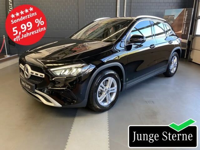 Mercedes-Benz GLA 200 2024 Benzine