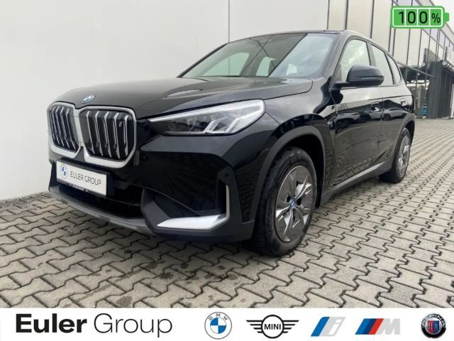 BMW iX1 xDrive 30 A LMR AHK Parkass DAB ActiveGuard 2023 Elektrisch