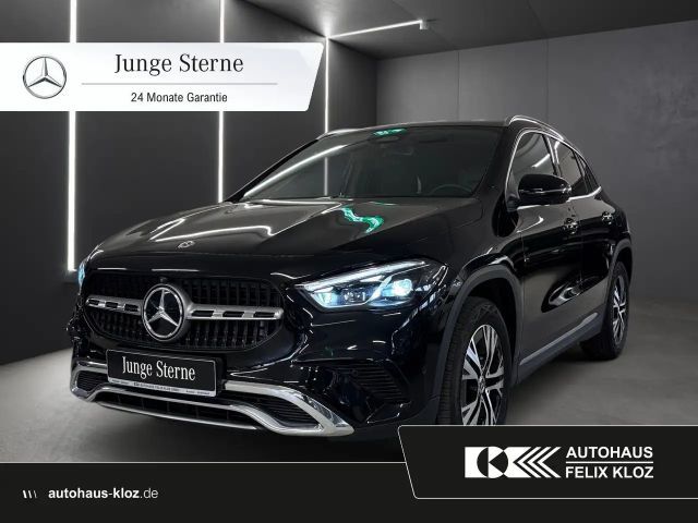 Mercedes-Benz GLA 180 2024 Benzine