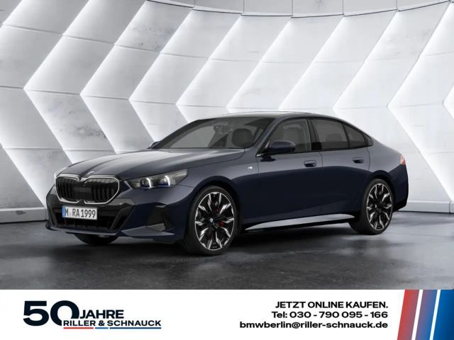 BMW 540 d xDrive M-Sport HUD STANDHZ LED PANO 360° 2025 Diesel