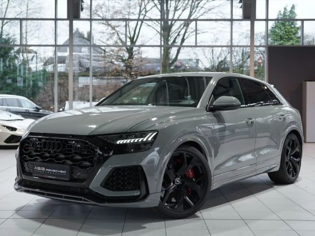 Audi RS Q8 q.*1H *23 *Dynamik*Keramik *S-Abgas *Pano 2022 Benzine