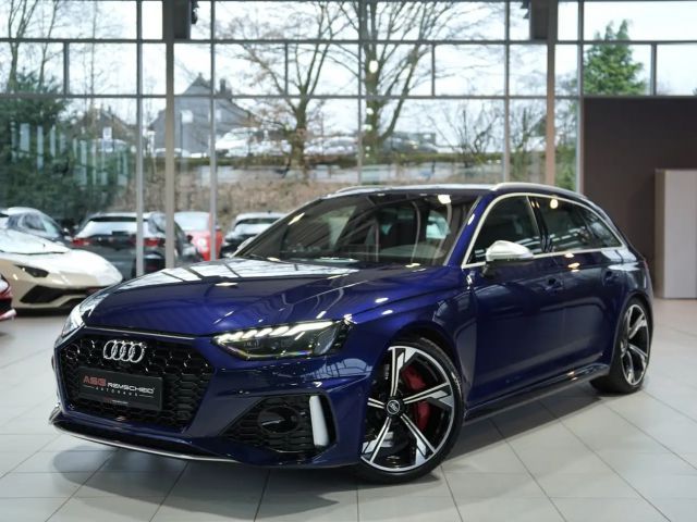 Audi RS4 Avant q. *1.H *Pano *H-UP *ACC *Carbon *B&O 2023 Benzine