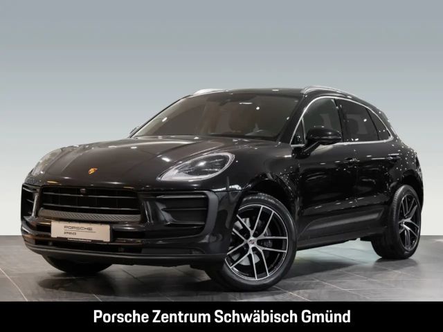 Porsche Macan Surround-View BOSE Luftfederung 20-Zoll 2024 Benzine