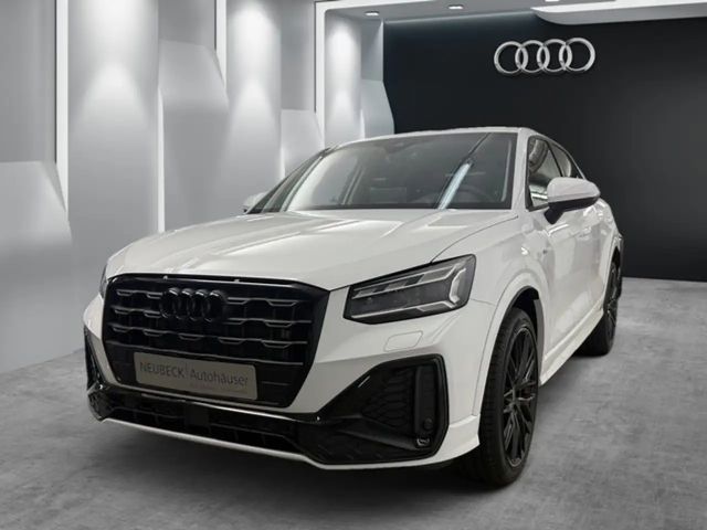 Audi Q2 S line Matrix LED Optikpaket Assistenzpaket 2025 Benzine