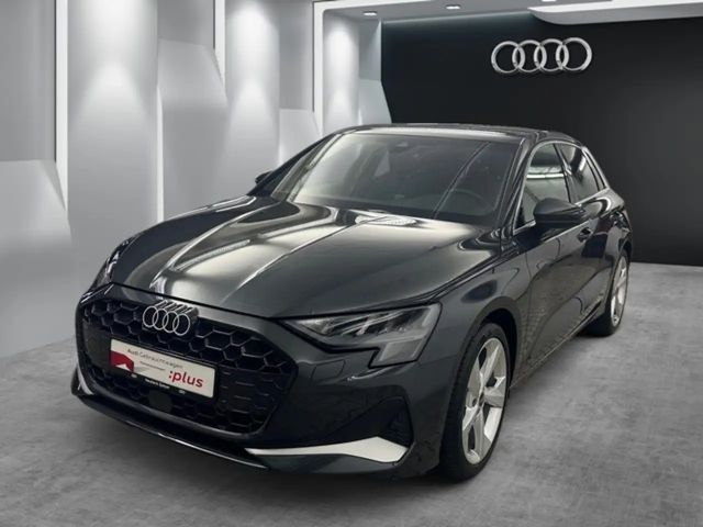 Audi A3 Sportback 35TFSI AHK ACC RFK NAVI VTC SITZH 2024 Benzine