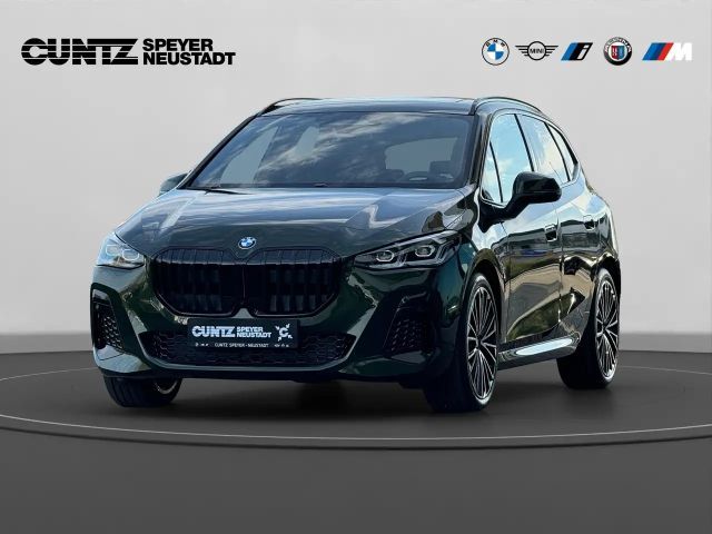 BMW 220 i Active Tourer M Sportpaket Head-Up HK HiFi 2025 Benzine