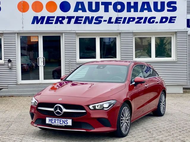 Mercedes-Benz CLA 180 Shooting Brake DCT SHZ DAB LED Navi MBUX 2021 Benzine