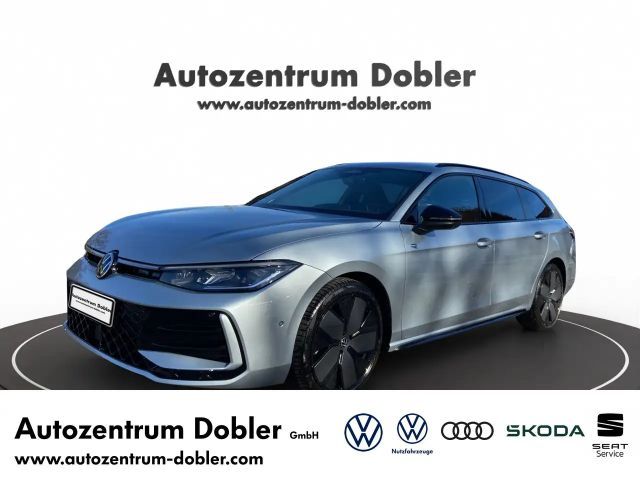 Volkswagen Passat Variant Passat R-Line 2.0 l TDI SCR 4MOTION 142 kW (193 2025 Diesel