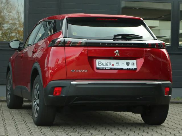 Peugeot e-2008