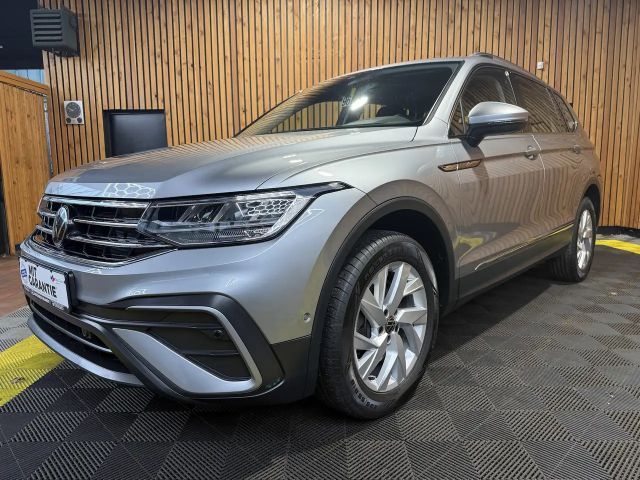 Volkswagen Tiguan Allspace 2,0 TDI 4M DSG Navi*Kam*AHK*Head 2022 Diesel