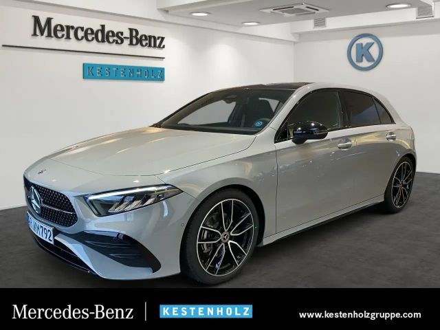 Mercedes-Benz A 180 Special Edition AMG+AHK+PANO+PARK+DISTR 2025 Benzine
