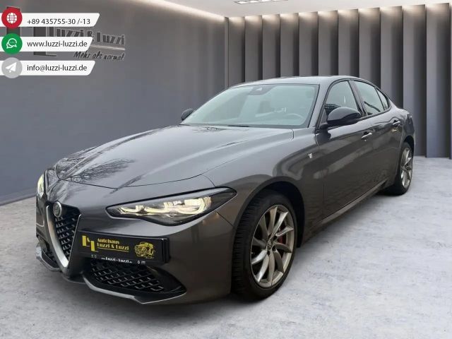 Alfa Romeo Giulia TI 2.0 TURBO*Navi*SHZ*Kamera* 2024 Benzine