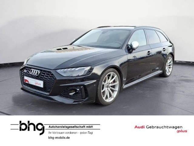Audi RS4 RS4 Avant quattro tiptronic Kamera Sitzheizung 2021 Benzine