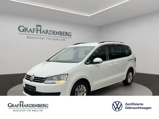Volkswagen Sharan Comfortline TSI DSG Navi AHK Standheizung 2021 Benzine