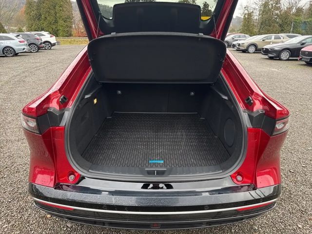 Mazda 6e