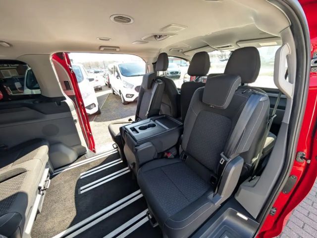 Ford Tourneo Custom