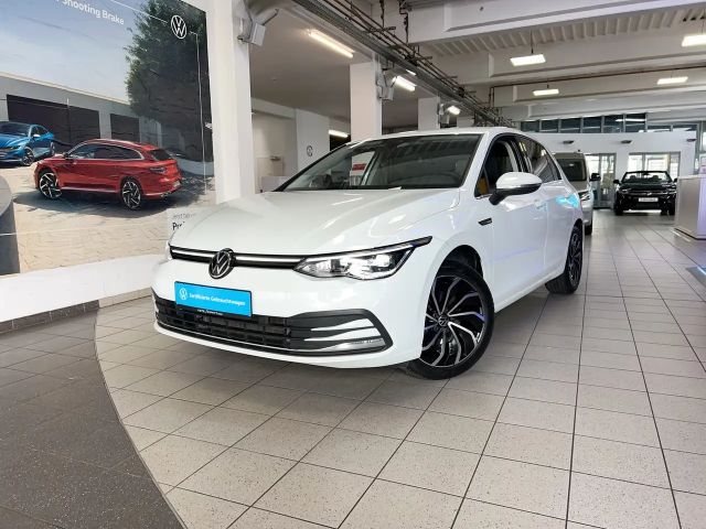 Volkswagen Golf Style 2.0 TDI DSG LED+KAMERA+NAVI+HU/AU NEU 2023 Diesel