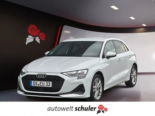 Audi A3 Audi A3 Sportback 1.5 TFSI S-tronic LED Navi 2025 Benzine