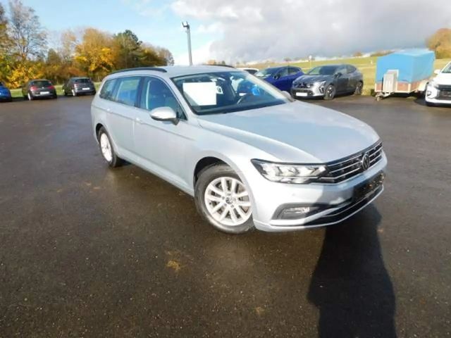 Volkswagen Passat Variant 1.5 TSI Busin. 2022 Benzine