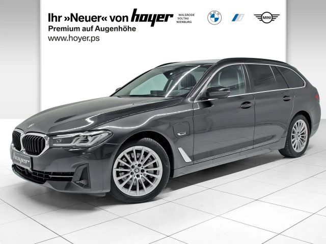 BMW 530 e Touring Head-Up HK HiFi DAB LED WLAN RFK 2022 Hybride / Benzine