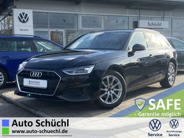 Audi A4 Avant 35 2.0 TFSI S-tronic 17"+AHK+EL.HECK+NA 2022 Benzine