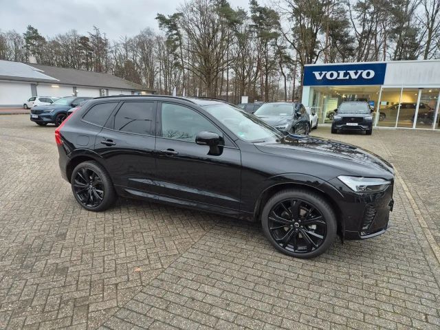 Volvo XC60 Plus Black Edition AWD B5 2024 Benzine