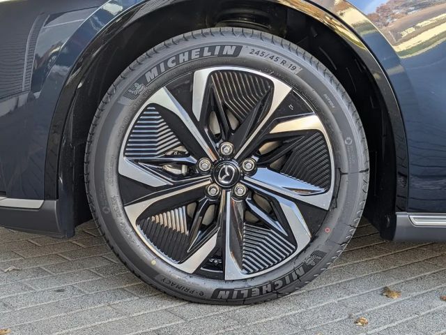 Mazda 6e