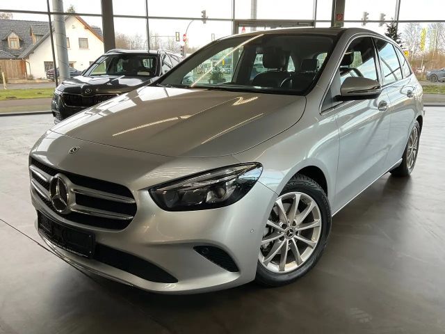 Mercedes-Benz B 200 B 200 4Matic Progressive KAMERA/AHK/SPUR/LED 2022 Benzine