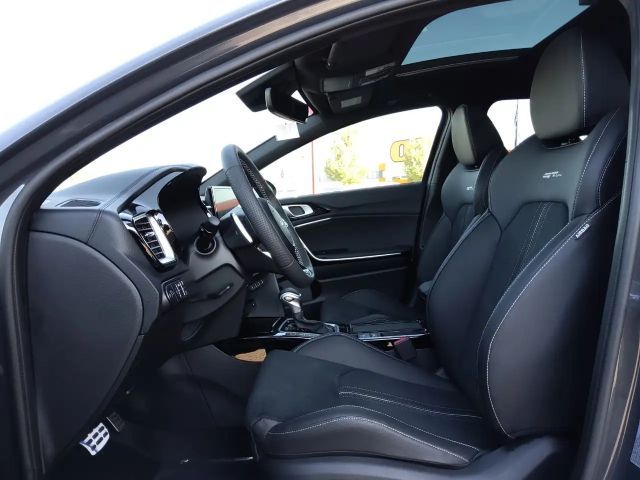 Kia Ceed / cee'd