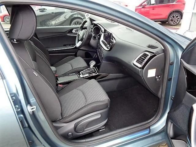 Kia Ceed / cee'd