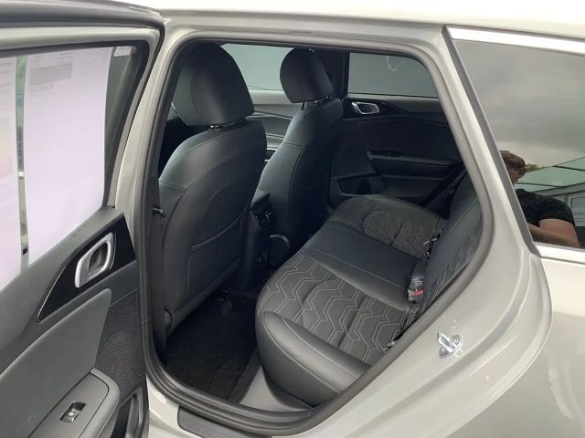 Kia Ceed / cee'd