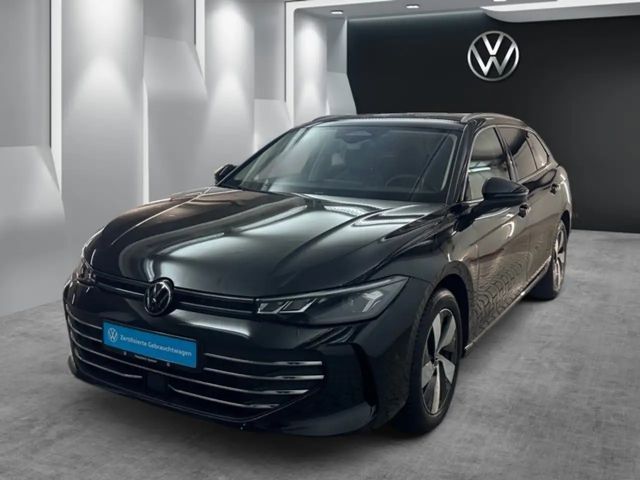 Volkswagen Passat Variant Business AHK LED ACC RFK 2024 Diesel