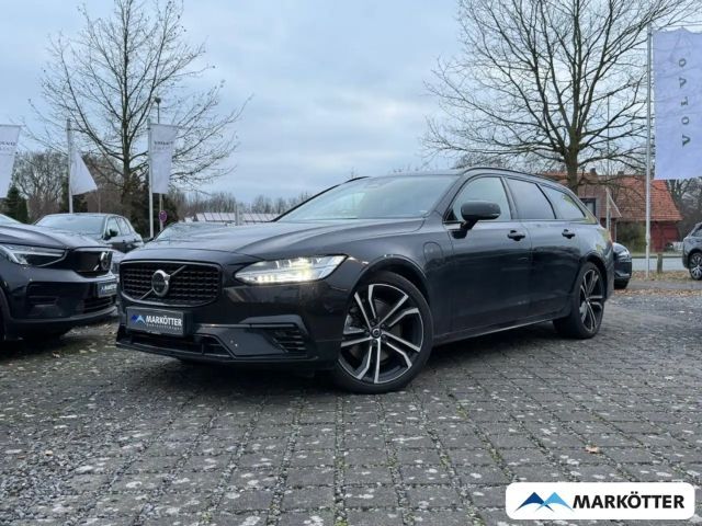 Volvo V90 T6 AWD Recharge Plus Dark AHK/PANO/360CAM/FSH 2022 Hybride / Benzine