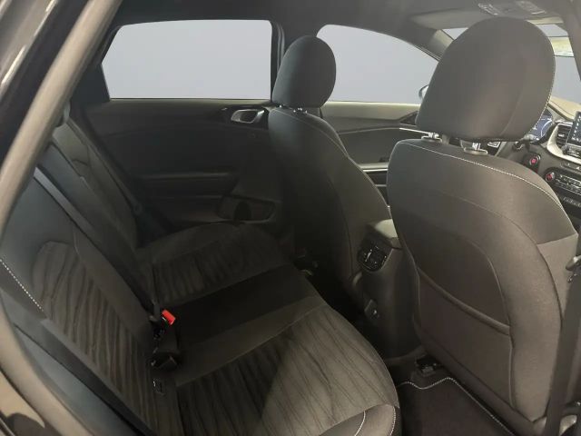 Kia Ceed / cee'd