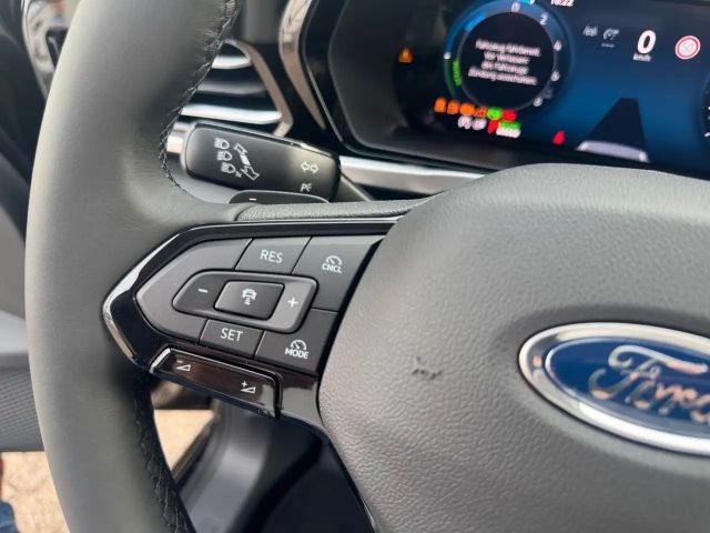 Ford Grand Tourneo
